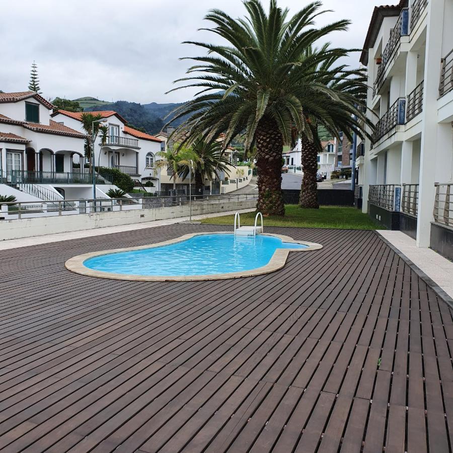 Black'Nyellow Place Vila Franca do Campo Luaran gambar
